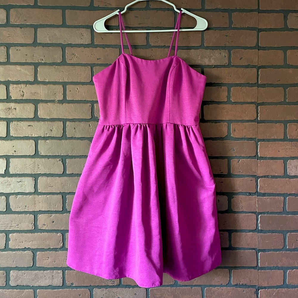 🍇Short Raspberry Dress 🍇 - Picture 2 of 5